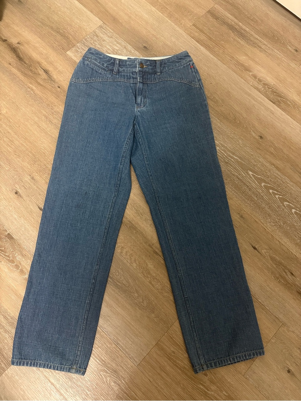 Liz Claiborne Straight Leg Medium Wash Blue Jeans Women Size 6
